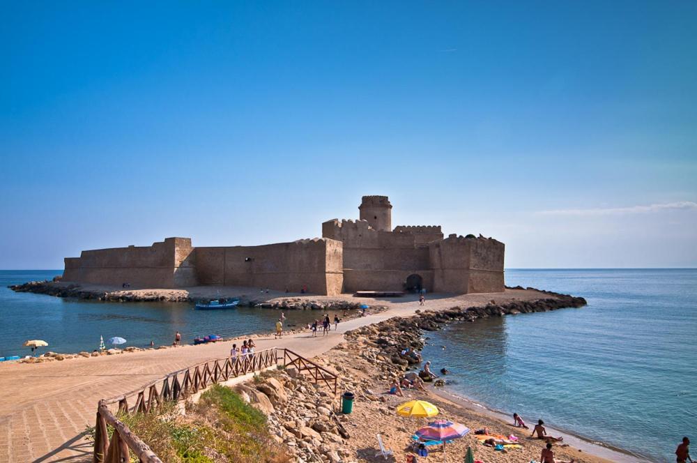 Appartamento Le Castella Le Castella  Exterior photo